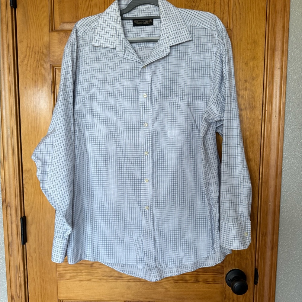 Donald J. Trump Signature Collection Blue Checkered Casual Button Down Shirt